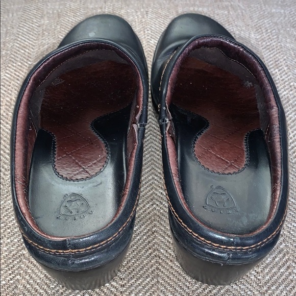 Ariat Clogs Size 7.5B. - Picture 6 of 8